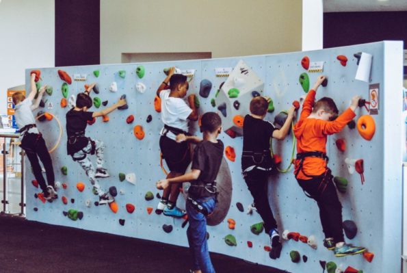 JULY21_CHILDREN_CLIMBING_WALL JULY21_CHILDREN_CLIMBING_WALL